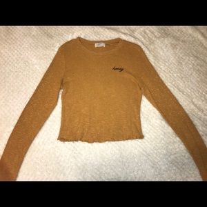 Cropped long sleeve shirt